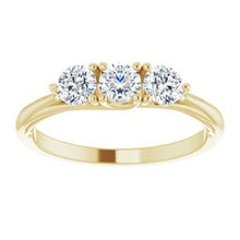 Load image into Gallery viewer, Classic Three round diamond wedding ring - Elzom
