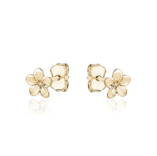 Load image into Gallery viewer, Flower stud Earrings
