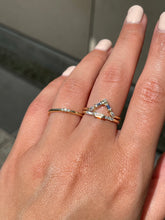 Load image into Gallery viewer, Infinite Shine Stackable Ring - Elzom